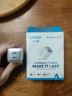 Anker 40w Power Brick For Apple Ipads iPhone MacBooks Etc