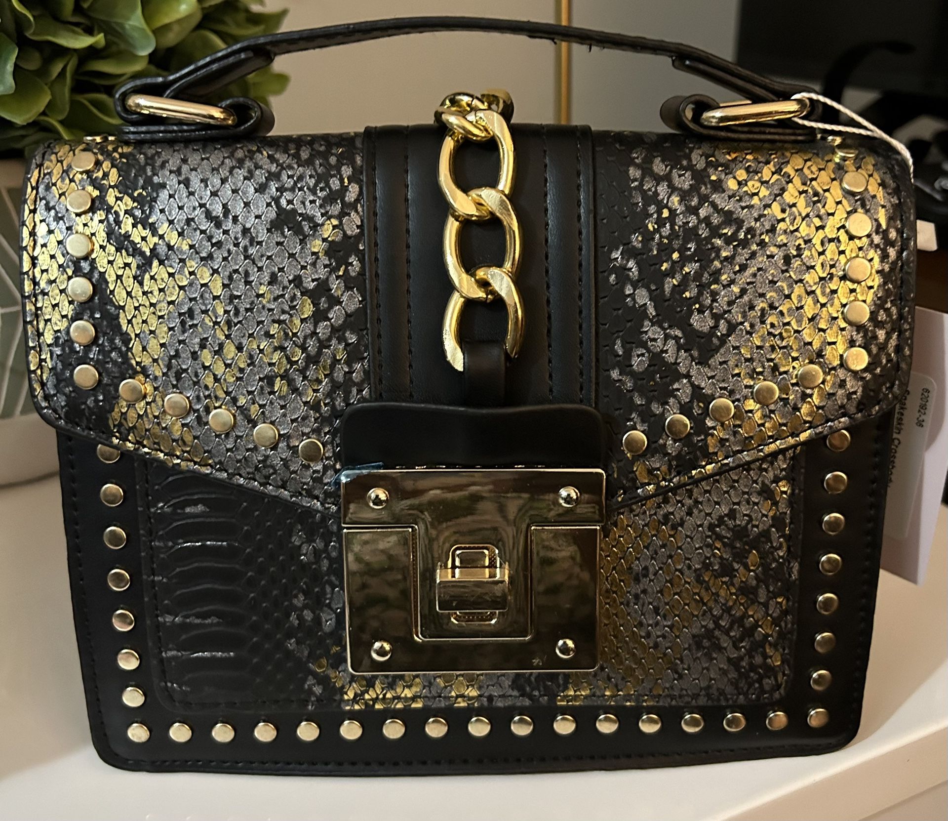 Medium Handbag