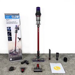 Dyson Cyclone V11 Animal + Handheld Stick Cordless Vacuum Cleaner w/ attachments 
