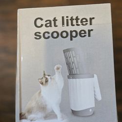 Cat litter scooper , easy clean up with bags