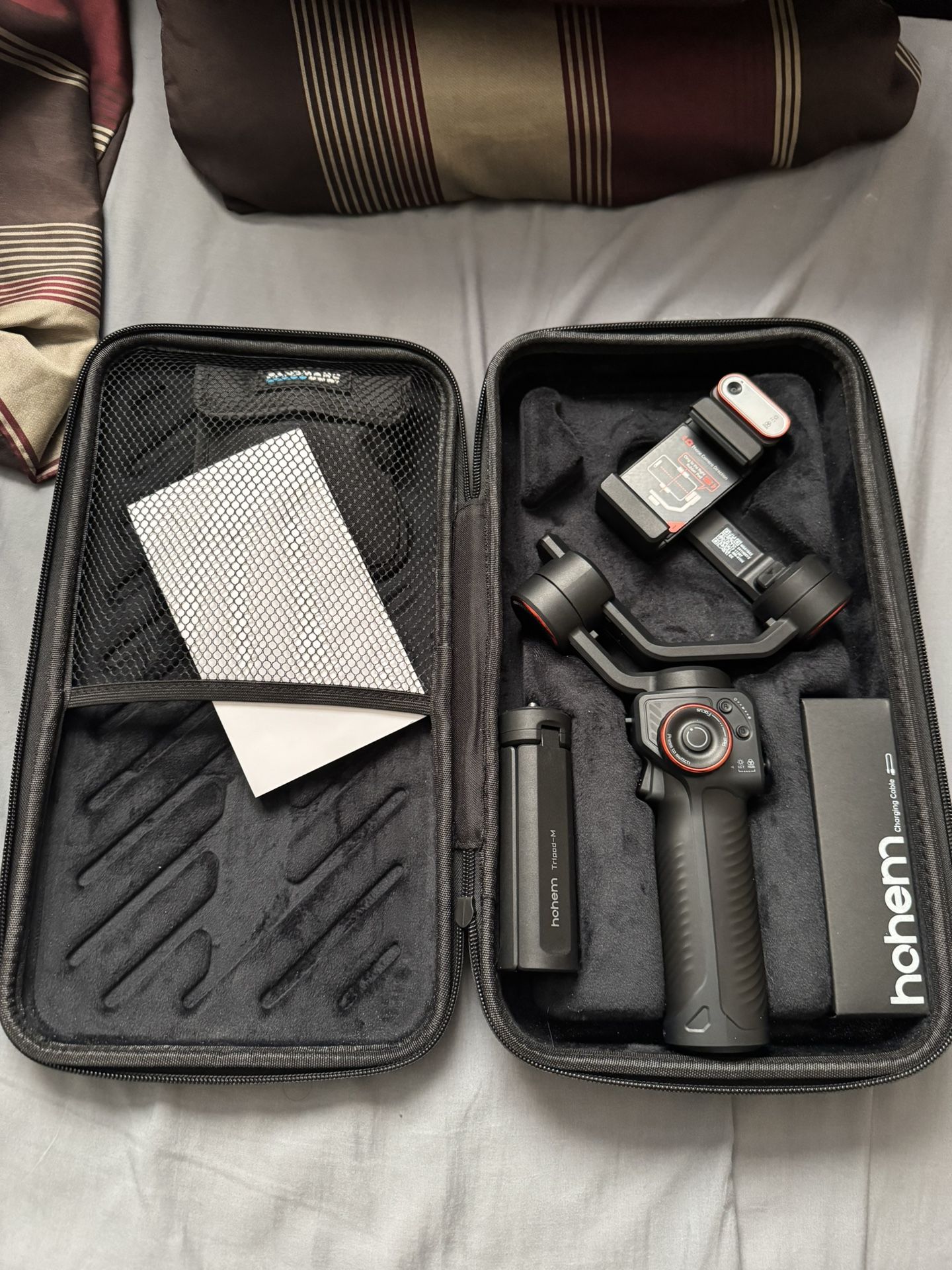 Hohem iSteady M6 Gimbal with AI Tracking – Like New, Barely Used