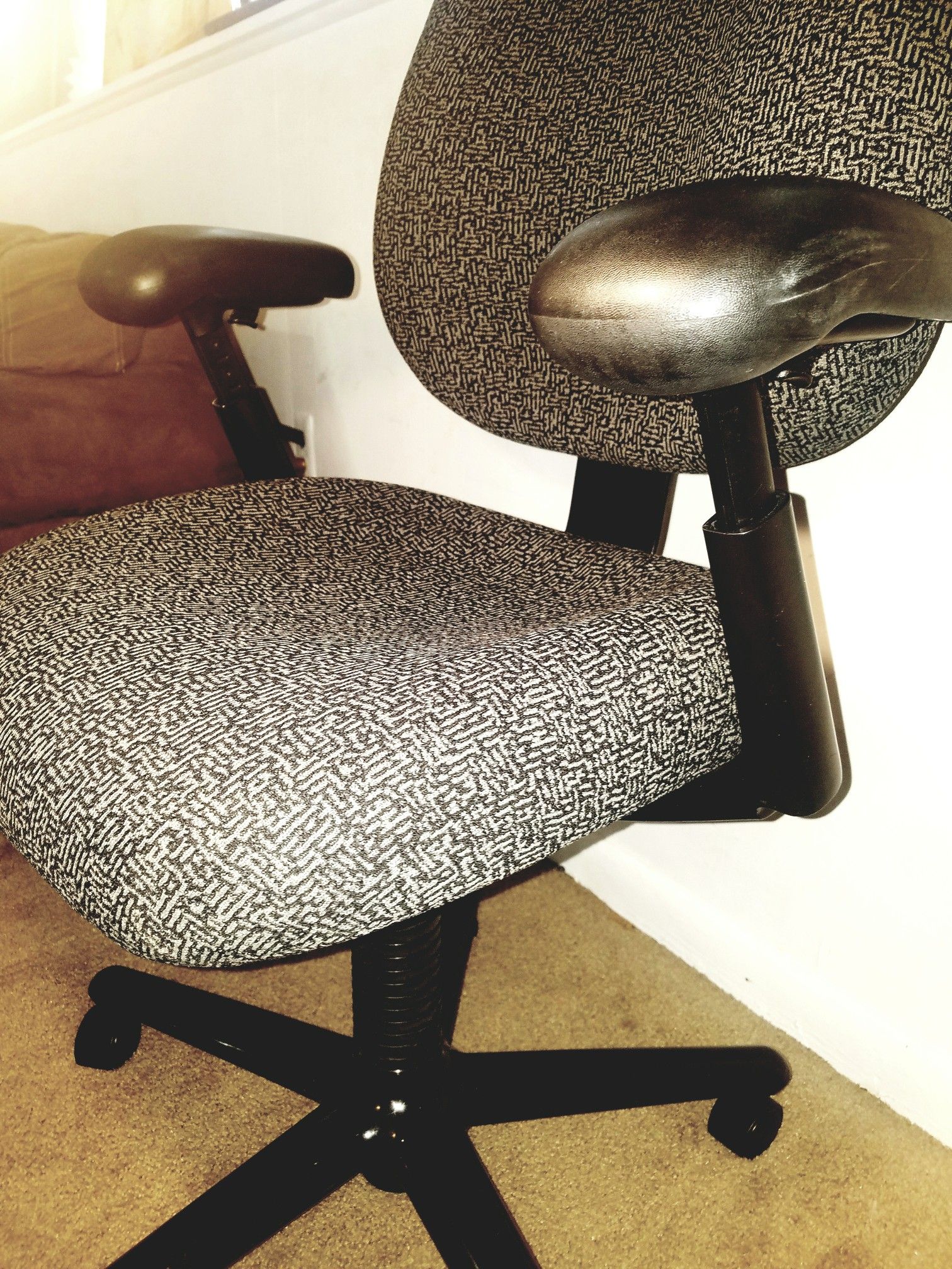 Brand New-Never Used* Office heavy -cushioned Chair