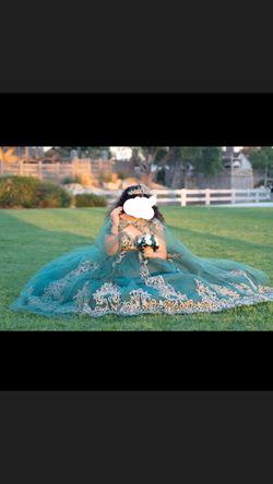 Sweet sixteen/Quince dress