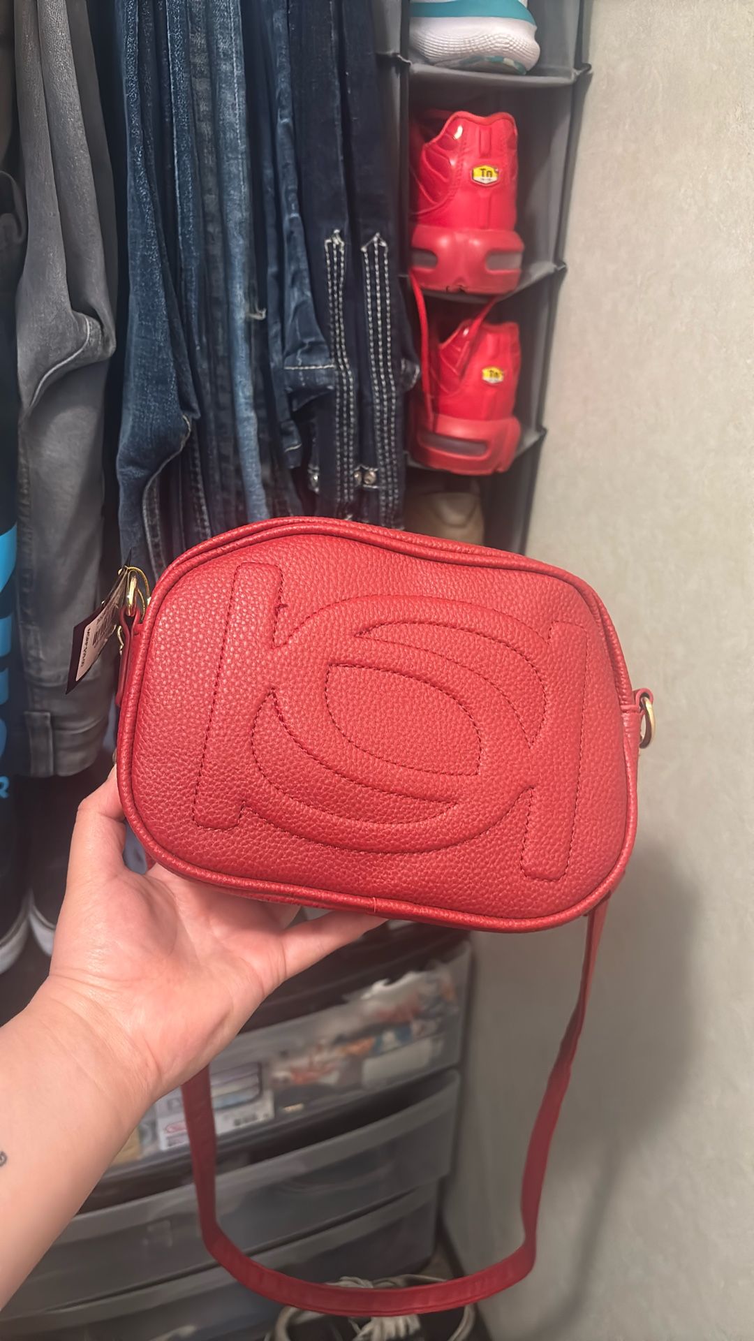 poppy camera crossboy red