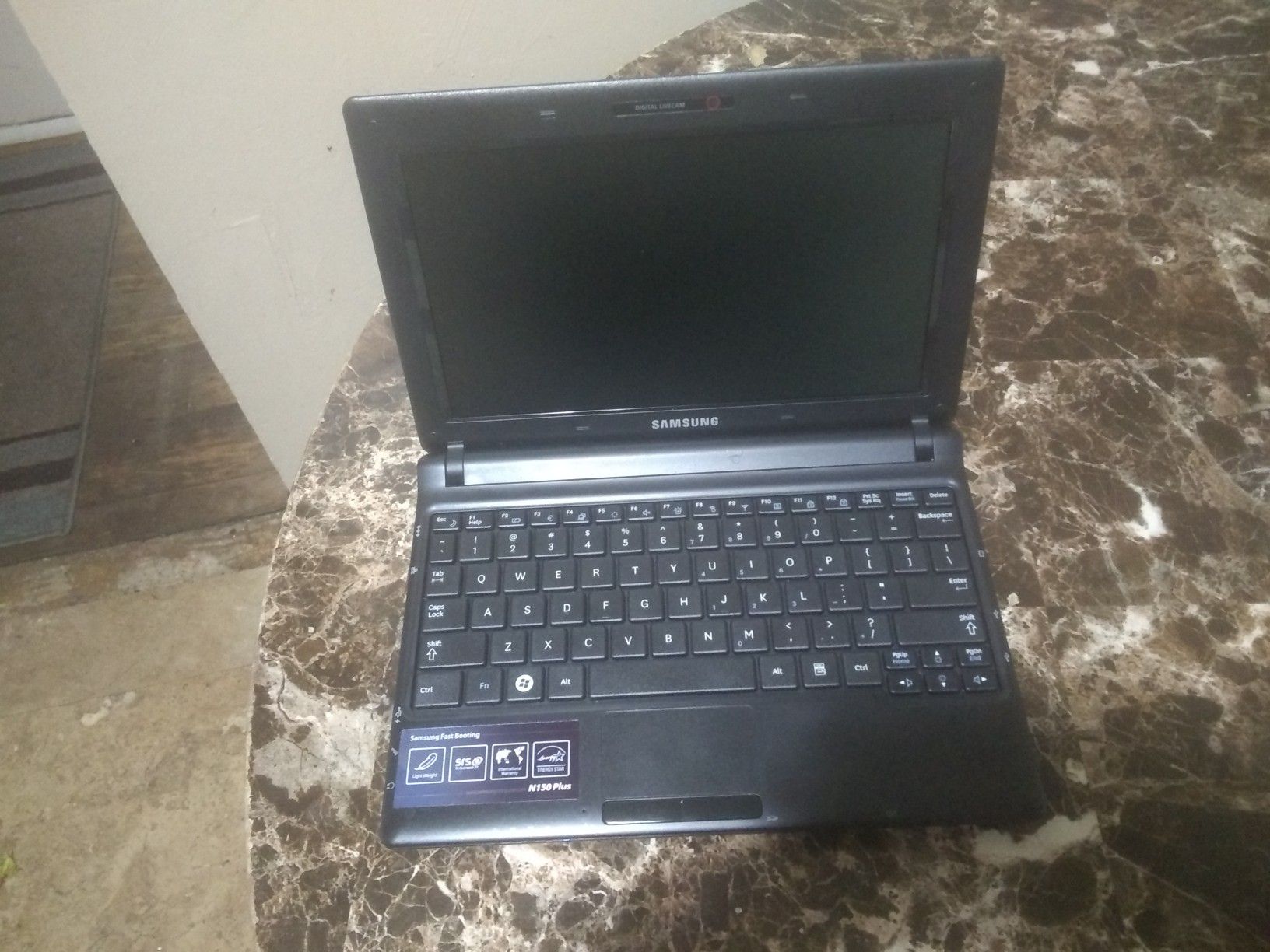 11 ' Samsung laptop