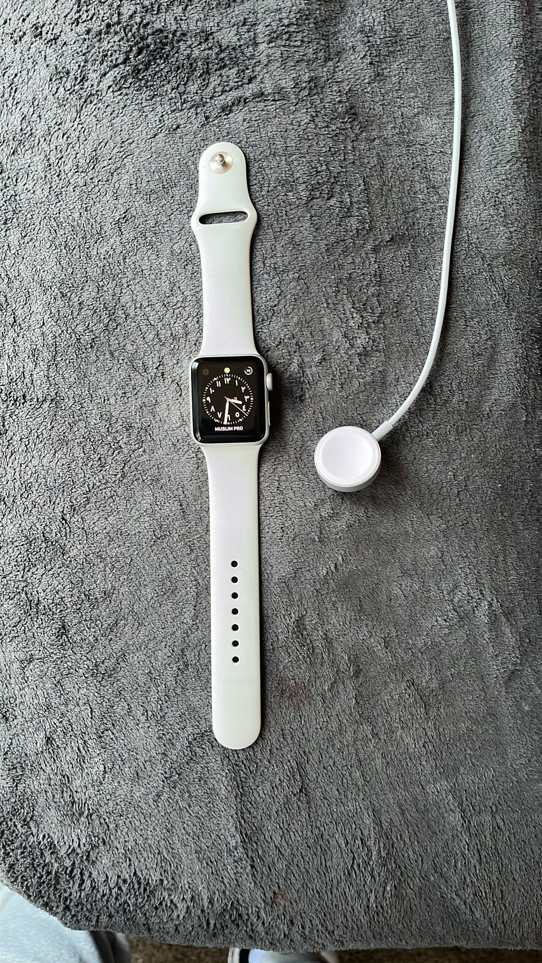 Apple Watch 45 38 MM Great Condition
