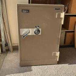 MAJOR FIRE PROOF SAFE