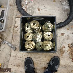 Tabo , inch and a half roofing , nails , smooth roundhead