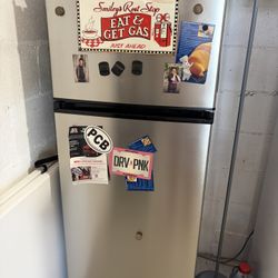 Vissani refrigerator