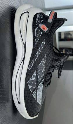 BLACK LEO - Sports Tennis Size 40 - 42