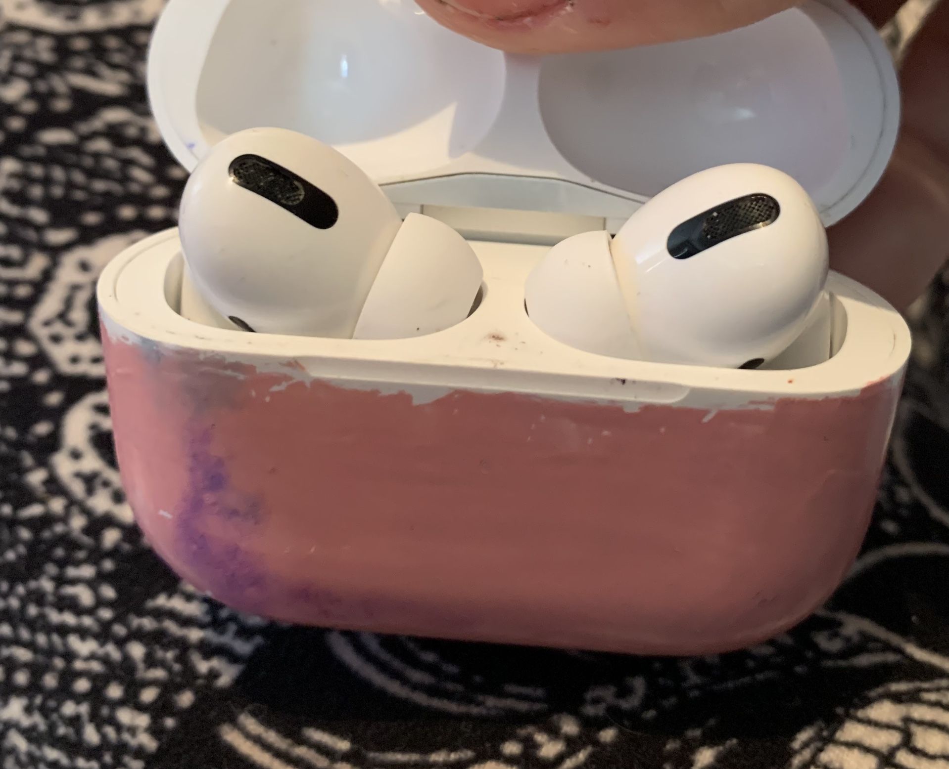 Apple AirPods Gen 2