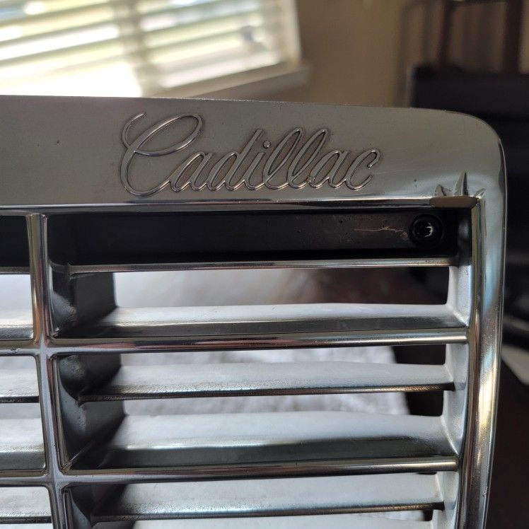 Cadillac 94-96 Fleetwood Grill