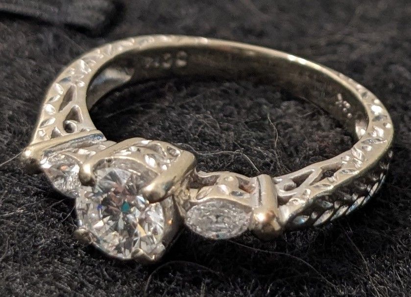 Diamond & White Gold Engagement Ring