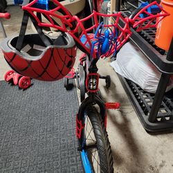 Bike Huffy Spiderman w Helmet
