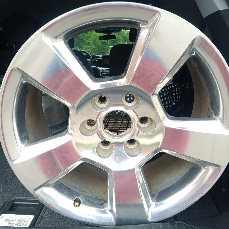 20 Inch Chevy Or GMC Wheel