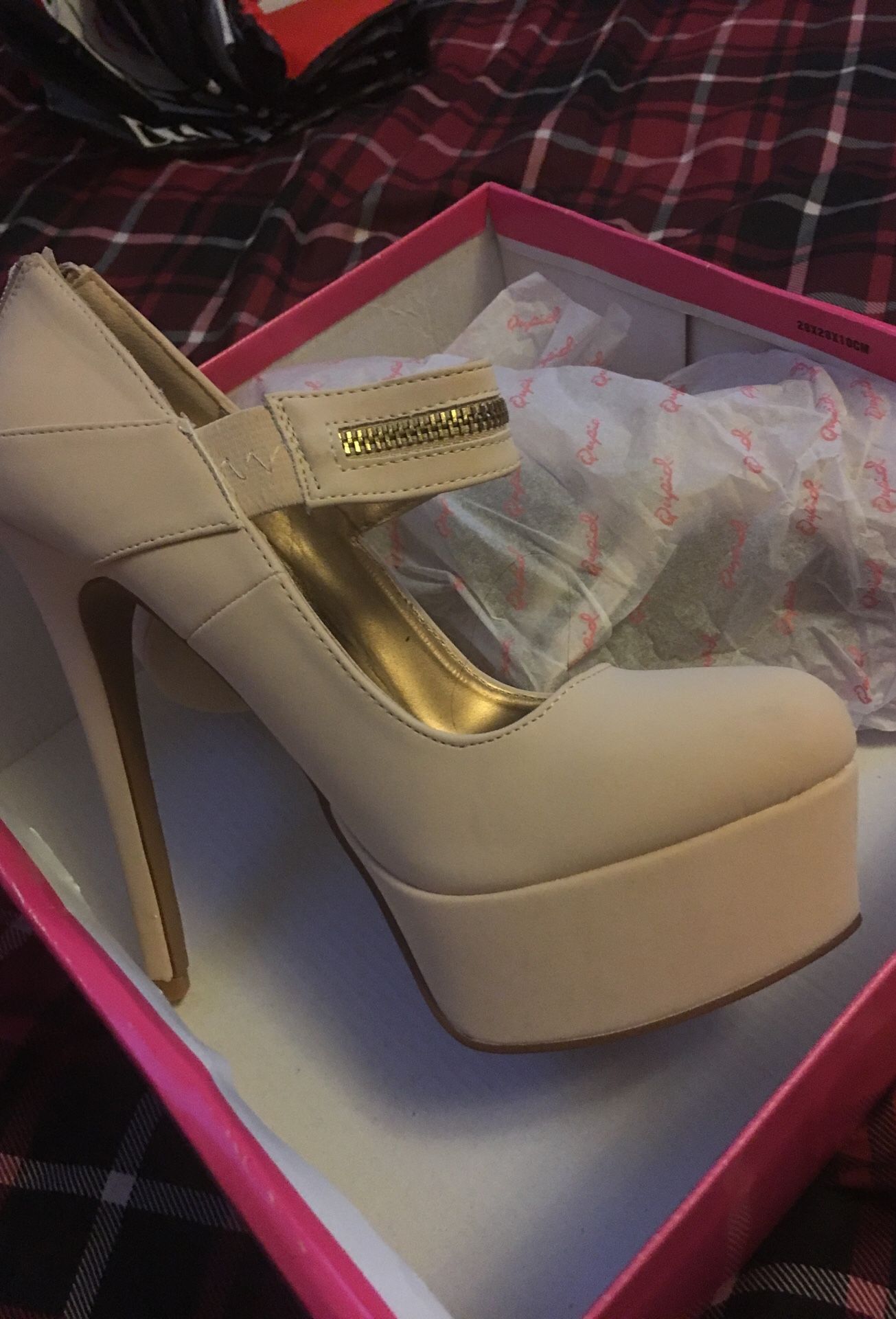 8 1/2 women 👠