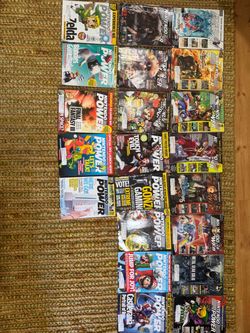 Lot of 21 Nintendo Power Magazines