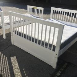 ****(2) Beds Twin & Full With Mattress****