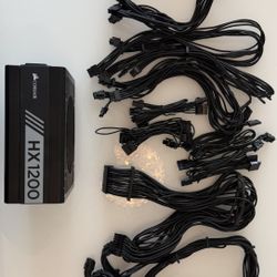 Corsair HX1200  Platinum Full Modular 1200w + Premium Cables + Cablemod 12vhpwr