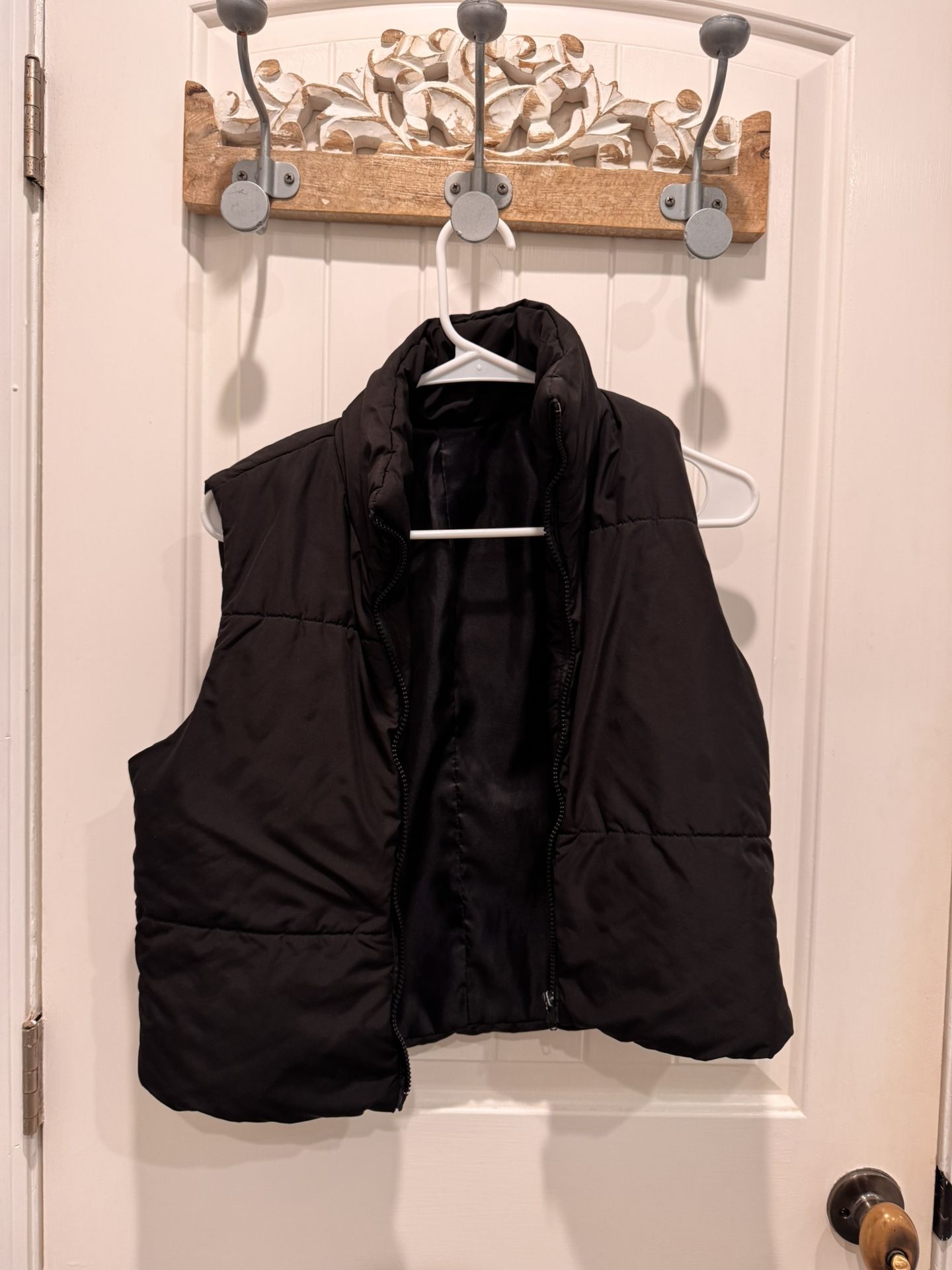 Black Vest Size Medium 