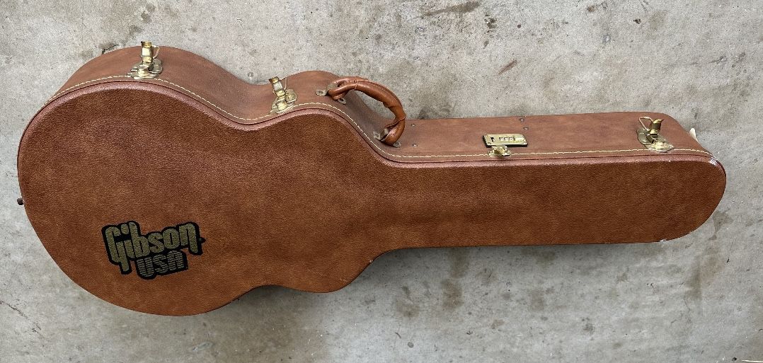 Gibson L-5 17” Case 80’s 90’s.  Very Clean And Nice !! $180 
