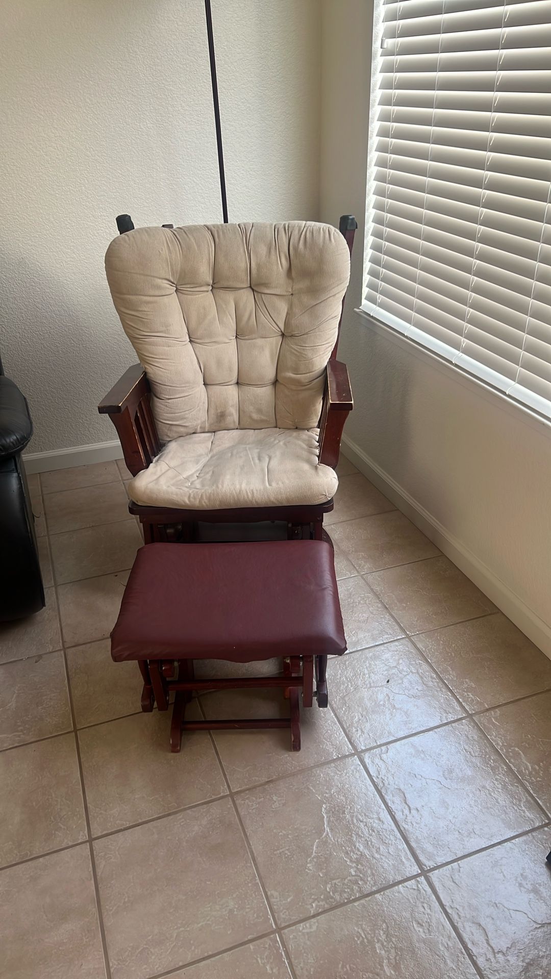 Rocking Chair With Ottoman