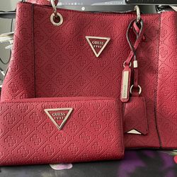 Guess Purse And Wallet Set