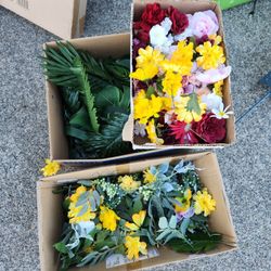 Fake Flowers Arrangement---Make Offer