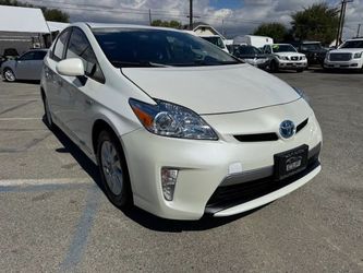 2014 Toyota Prius Plug-in Hybrid