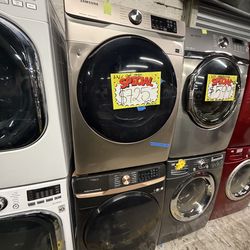 Front load washer and dryer set In great condition well cleaned, delivery available 🚚