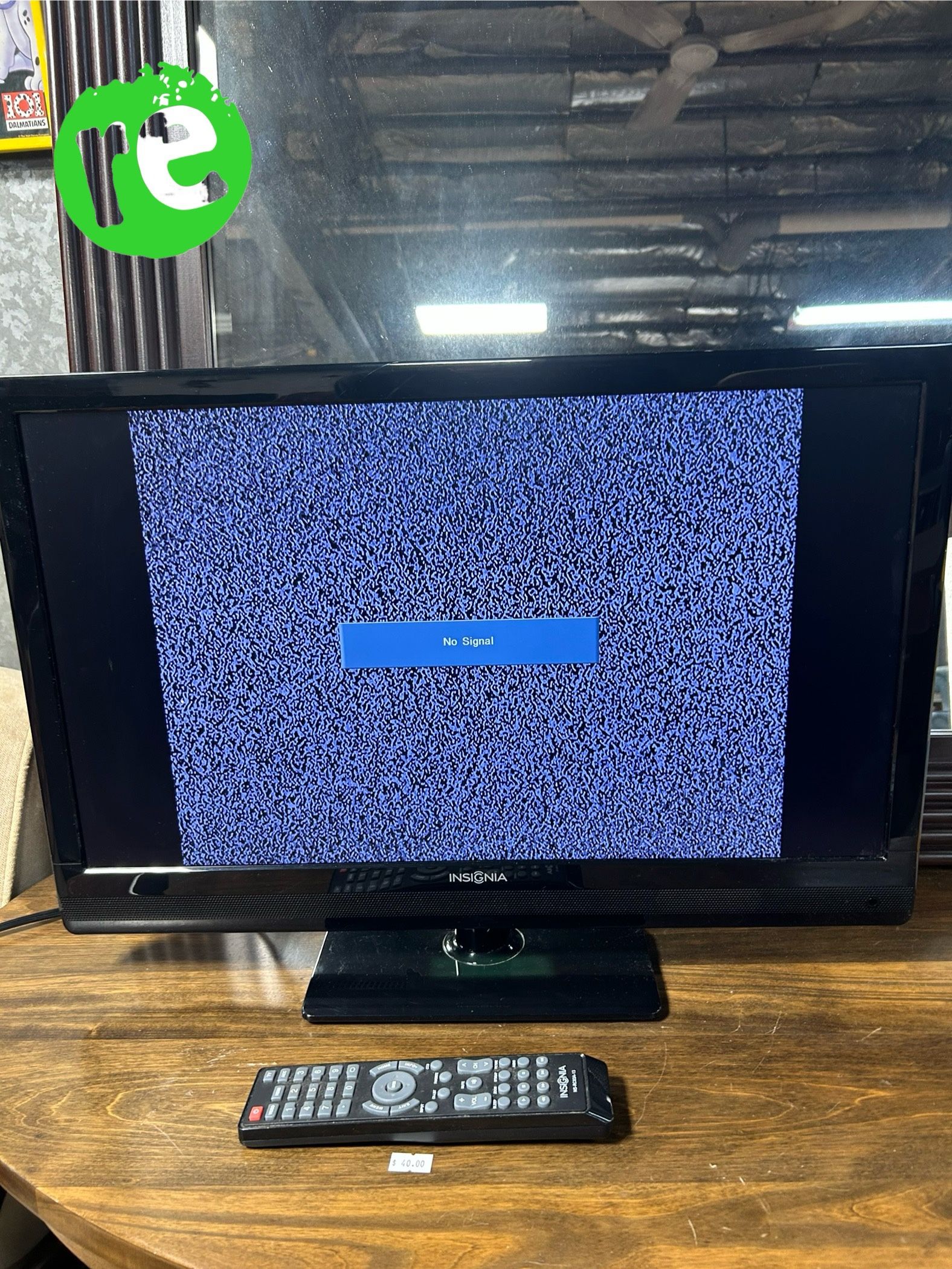 24” Insignia LED TV/Monitor