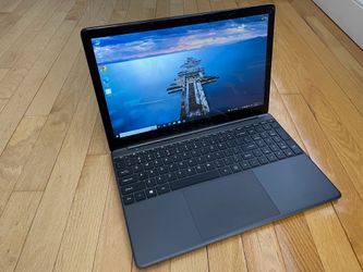 LIKE-NEW 15.6" laptop 8GB RAM 256GB SSD Windows 10