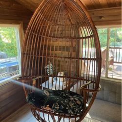 Designer Fratelli Castano Swinging Egg / Teardrop Chair / Delivery Available 