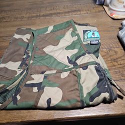 Camouflage  vest