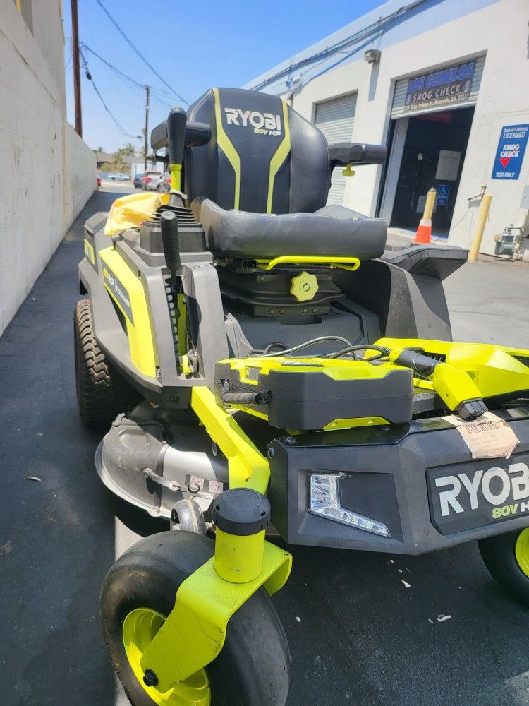 RYOBI
80V HP Brushless 42 in. Battery Electric Cordless Zero Turn Riding
Mower 80V Battery And Charger