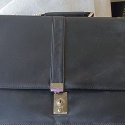 New Kenneth Cole Leather Briefcase /laptop With Lock