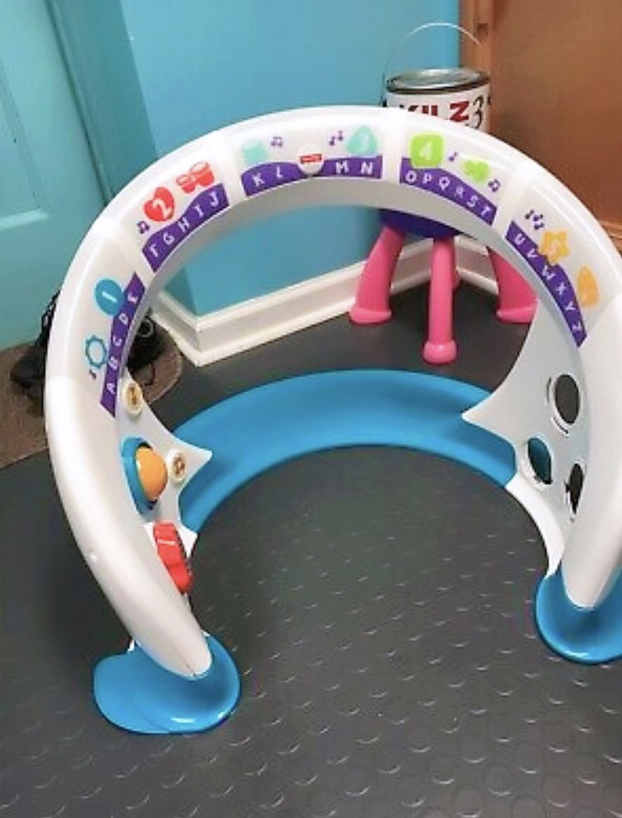 Fisher-Price Bright Beats Smart Touch Play Space