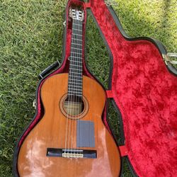 1973 Hernandis Grade No. 1A Classical Guitar 