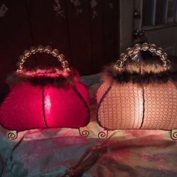 You are looking at a Red Or White Vintage Lamp Purse Nightlight 11 by 9