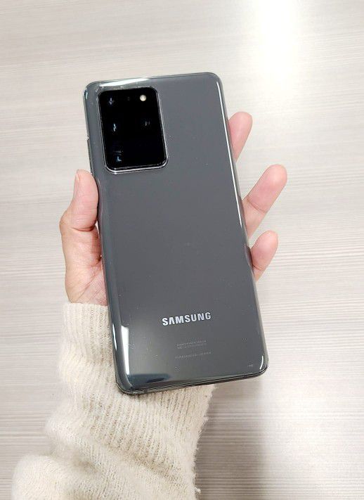 Samsung Galaxy S20 Ultra 5G 128gb   UNLOCKED . NO CREDIT CHECK $1 DOWN PAYMENT OPTION  3 Months Warranty * 30 Days Return *