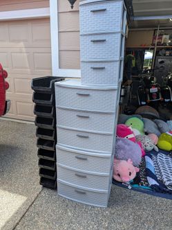 Storage bins