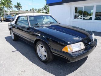 1992 Ford Mustang