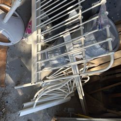 Twin bed with mattress 