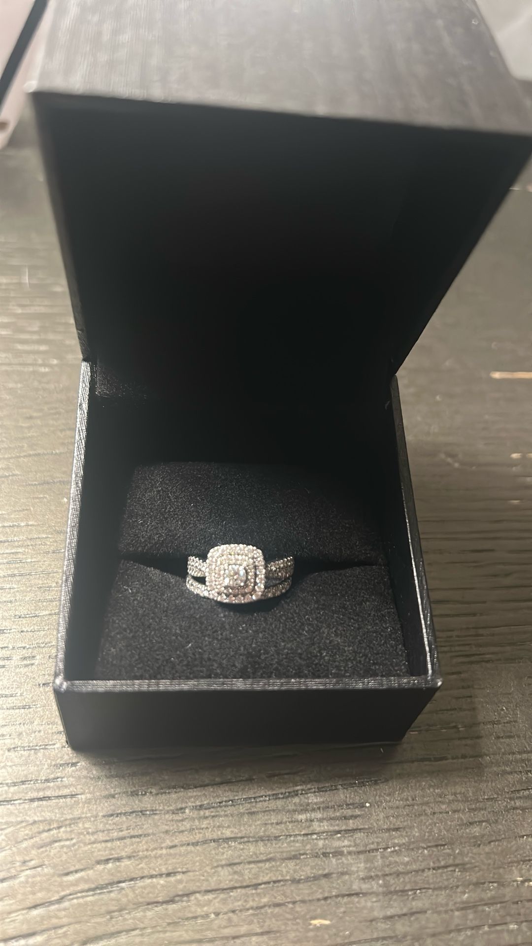 Kay White Gold Halo Bridal