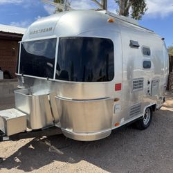 Airstream Camper 