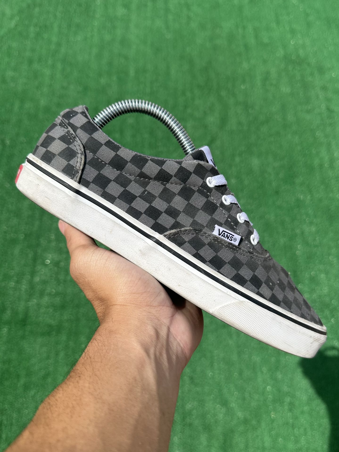 VANS DOHENY “GREY CHECKERBOARD” (Size 7, Youth)