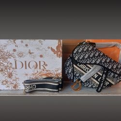 CD Black Saddle Bag