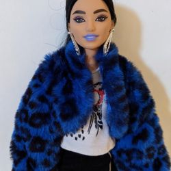 Barbie Extra #15 Doll 