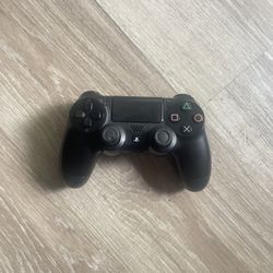 PS4 Controller 