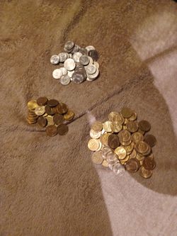 50 cent pieces, Susan banthonys,presidential dollars and sagwea dollars